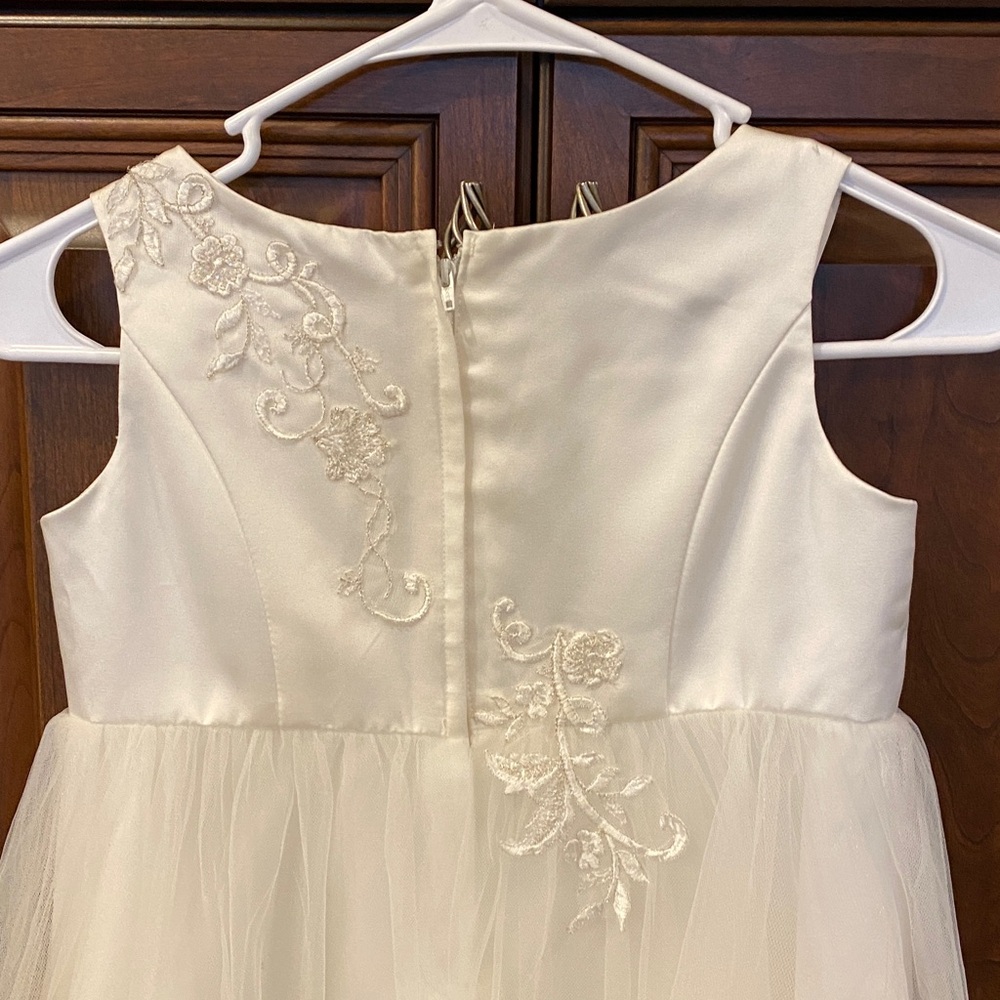 DAVID’S BRIDAL Flower Girl Formal Dress - Picture 7 of 12